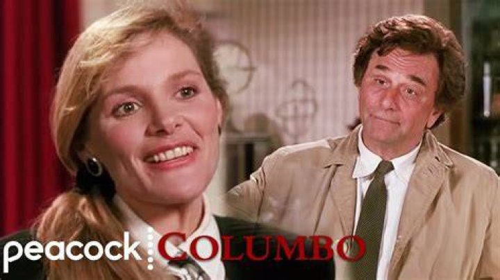 Does Columbos wife ever appear on the show? ·
