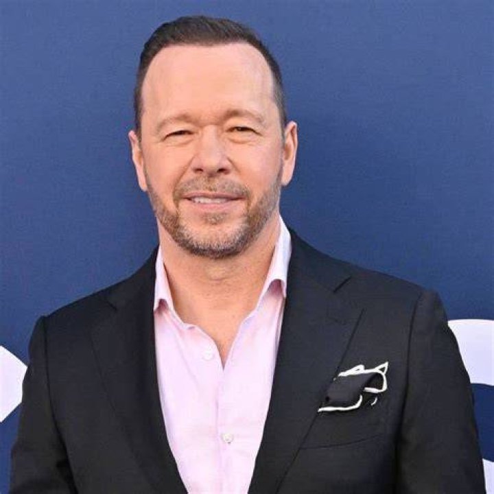 Donnie Wahlberg Net Worth, Salary, Age, Height, Weight, Bio, Family