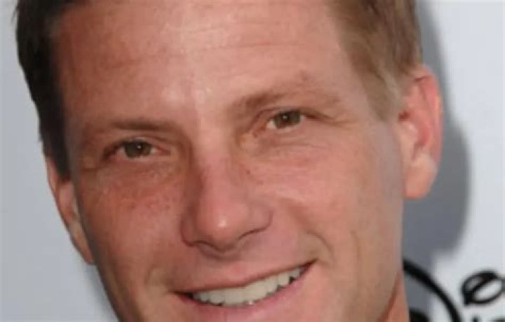 Doug Savant Net Worth, Wife Laura Leighton, Children, Bio