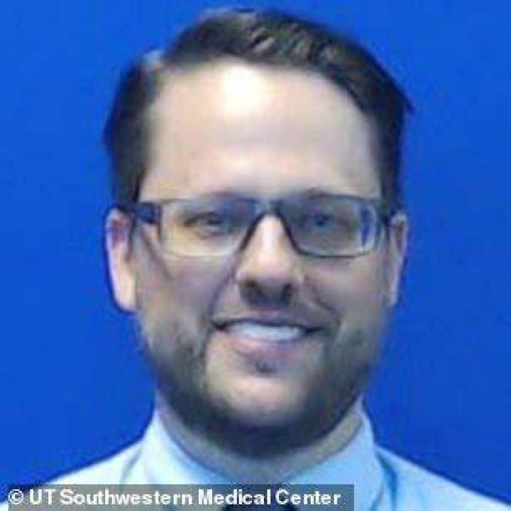 Dr Justin Avery Bishop Dallas Tx and Wife Ashley Jo Bishop Watch Video As Dog Walker Mauled |