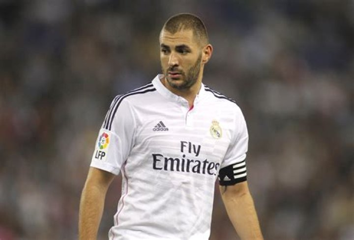 D&eacute;couvrez les 8 fr&egrave;res et s&oelig;urs de Karim Benzema