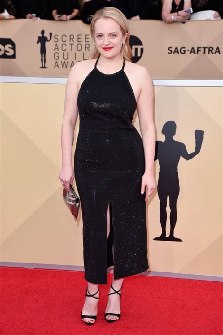 Elisabeth Moss Latest Photos CelebMafia