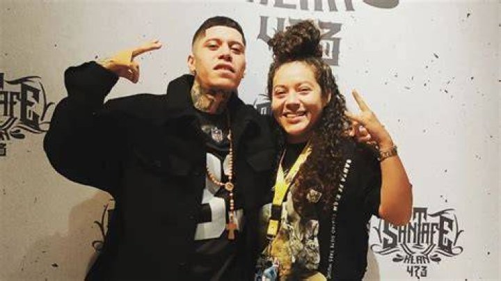 Ella es &lsquo;Pamela&rsquo; la hermana y manager de Santa Fe Klan Peri&oacute;dico AM