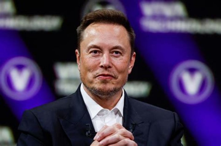 Elon musk e as novidades do Twitter. VENTRUE NOOB