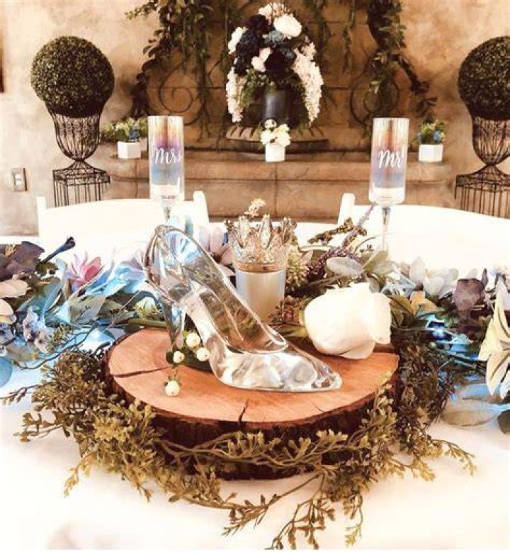 Enchanting Cinderella Wedding: A Fairytale Experience