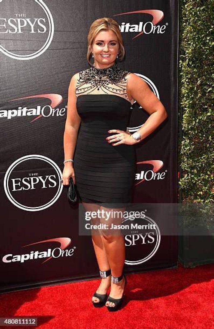 Erica Lee Enders Stevens Body Measurement, Bra Sizes, Height, Weight