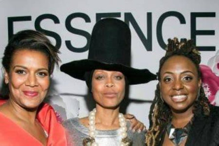 Erykah Badu & Ledisi Share Beauty Advice From Their Mothers At 'Essence