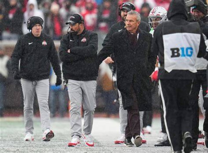 Ex-Ohio State coach Urban Meyer claims HC Ryan Day is under fire after third consecutive loss |