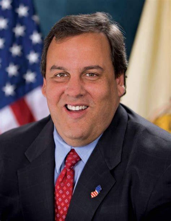 ExN.J. Gov. Chris Christie spends 5th day in hospital for COVID19