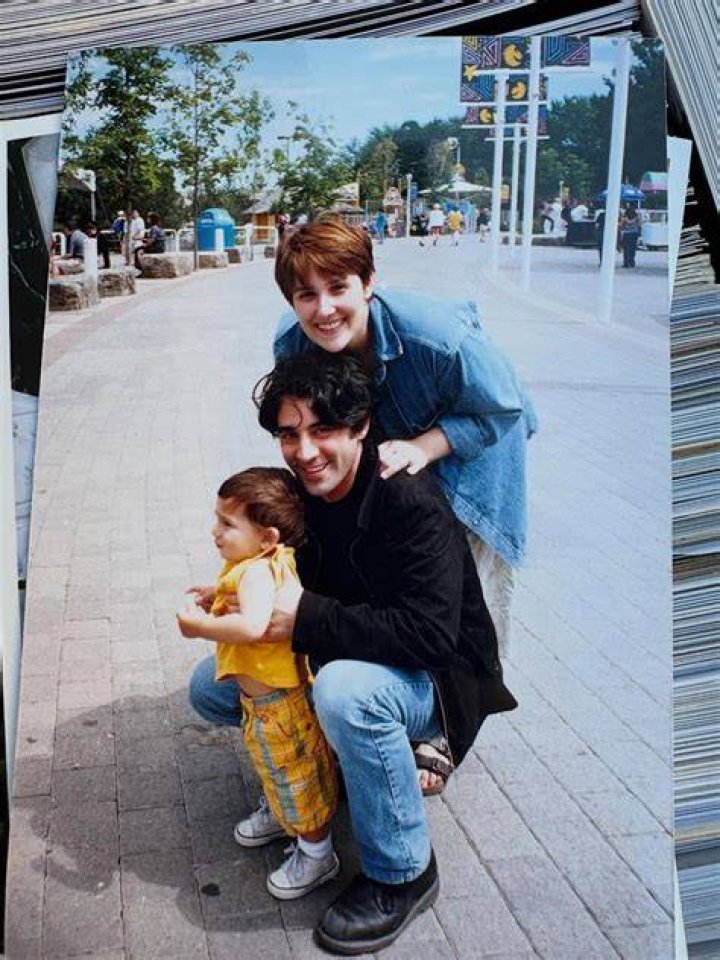 Exploring The Family Ties: Does Ricki Lake Have A Sister?