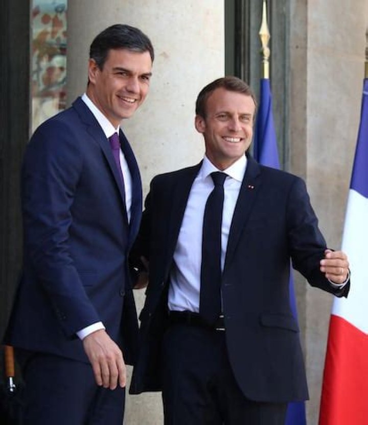 Exploring The Physical Dimensions Of Emmanuel Macron: Height And Weight