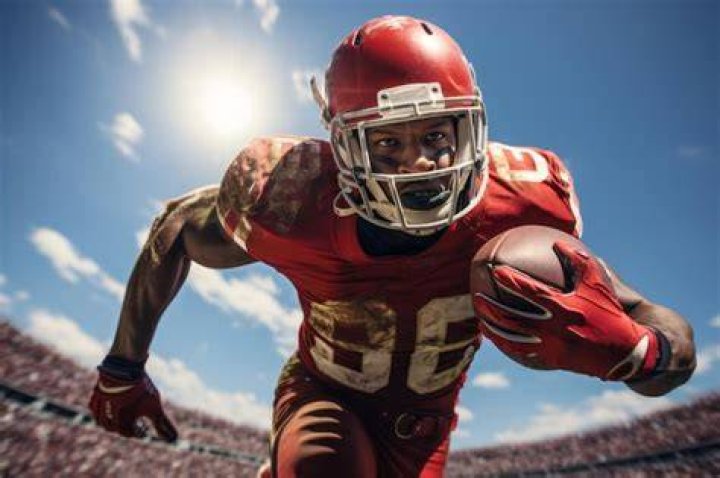 Exquisite Kiari Sharpe | Skilled American Football Player