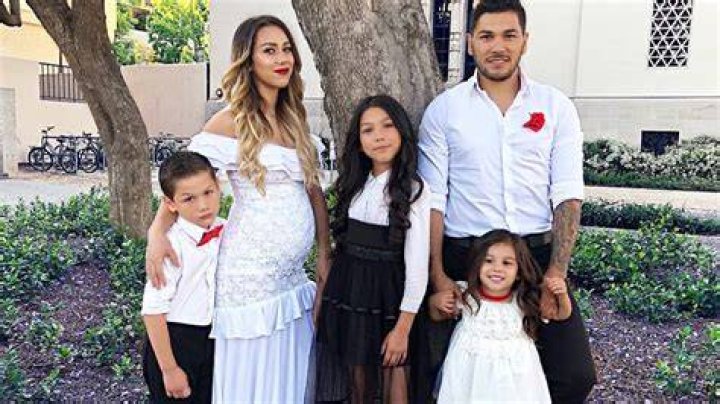 Familia Diamond Esthalla Age