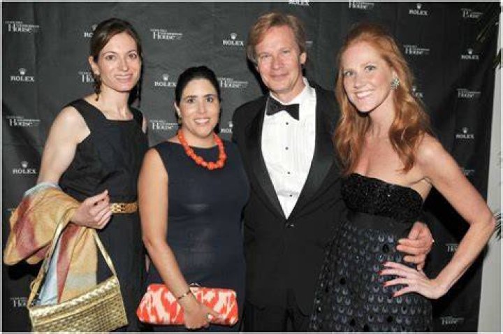 Find Out: Is P. Allen Smith Married?