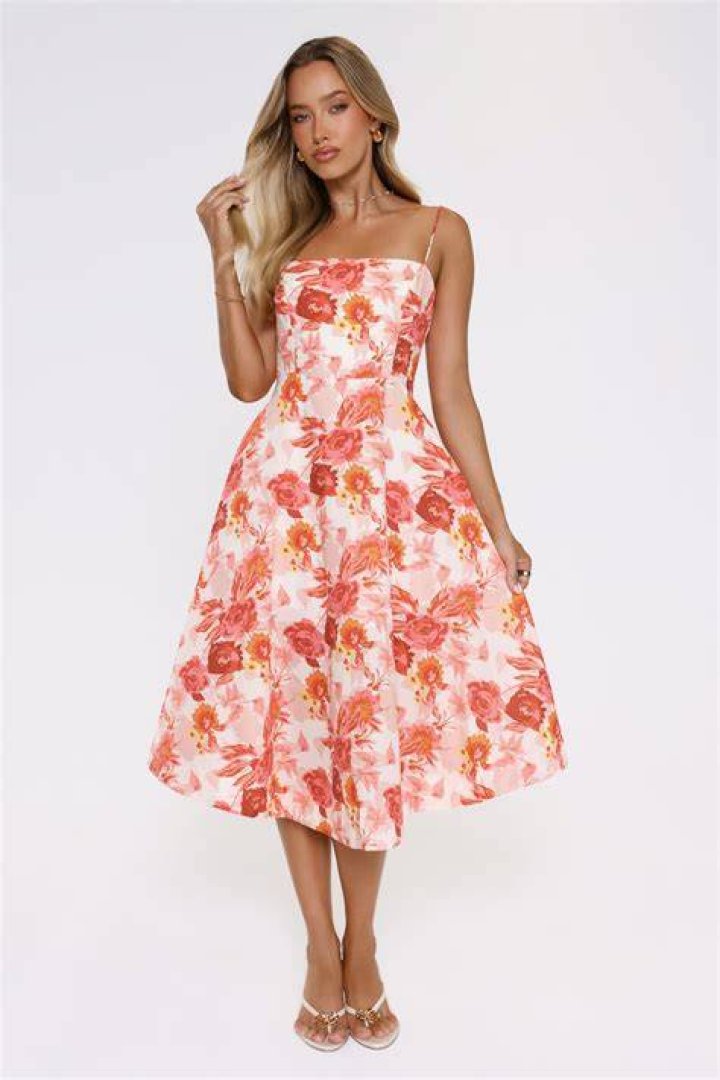 Find The Perfect Gorgeous Midi Dress