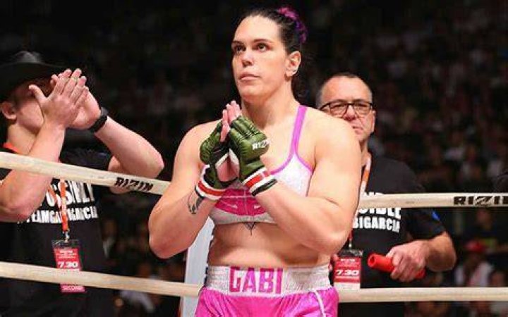 Gabi Garcia | BlinkBlog