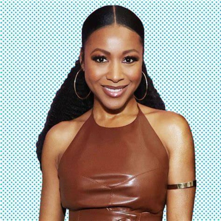 Gabrielle Dennis