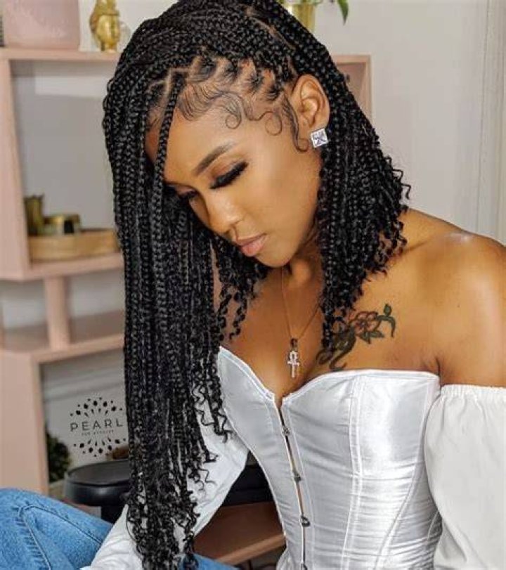 Hairstyles For Curly Knotless Braids