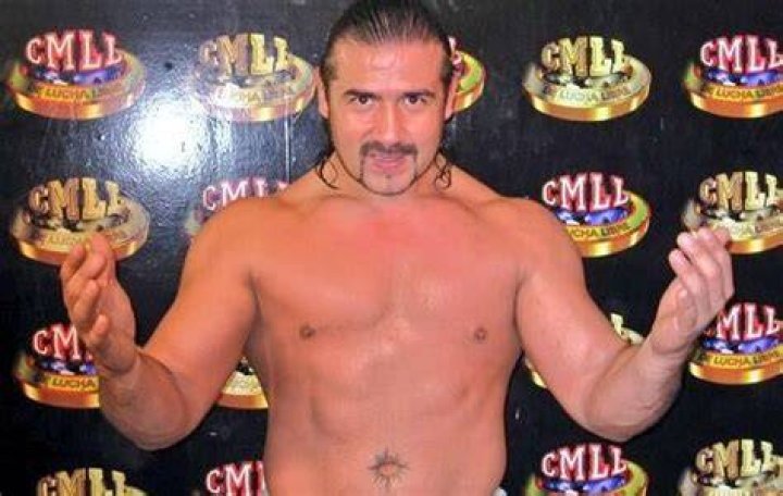 Hector Garza Luchador: A Legend In The Ring
