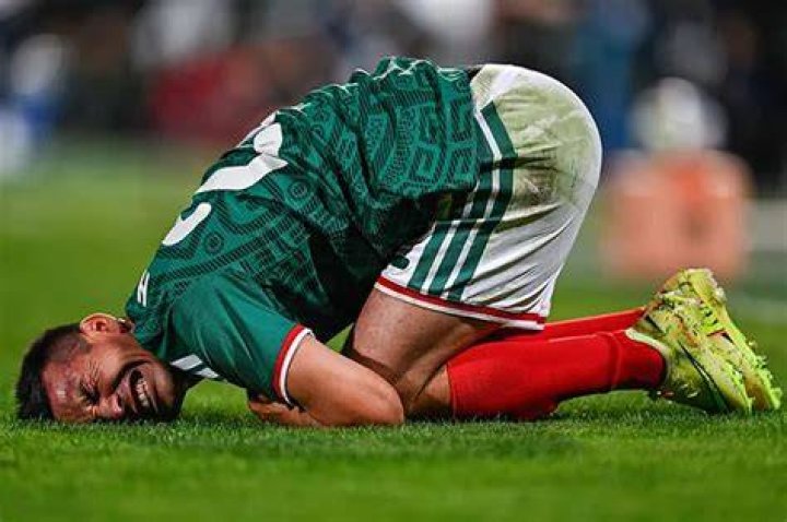 Hirving Lozano Injury Update