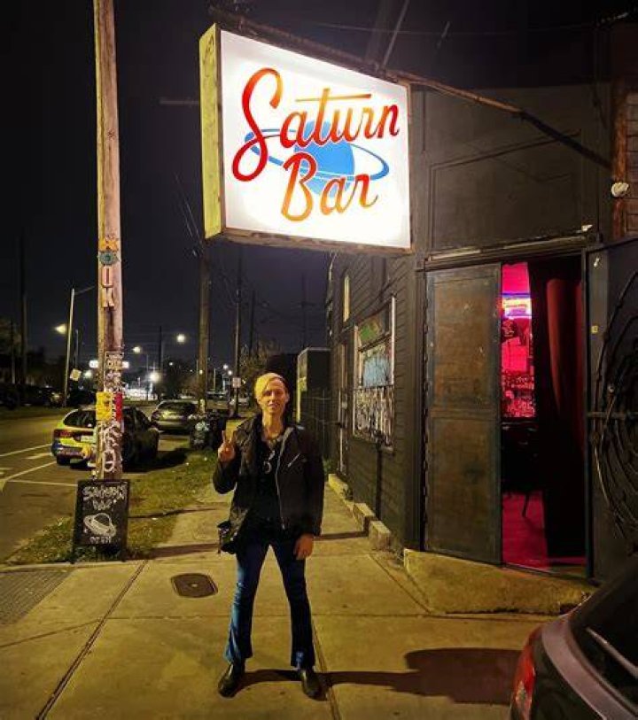 Home Saturn Bar