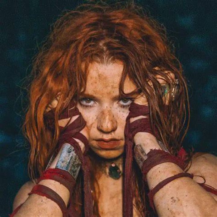 How Old Is Jennifer Kretchmer? Boyfriend, Height, Instagram Details