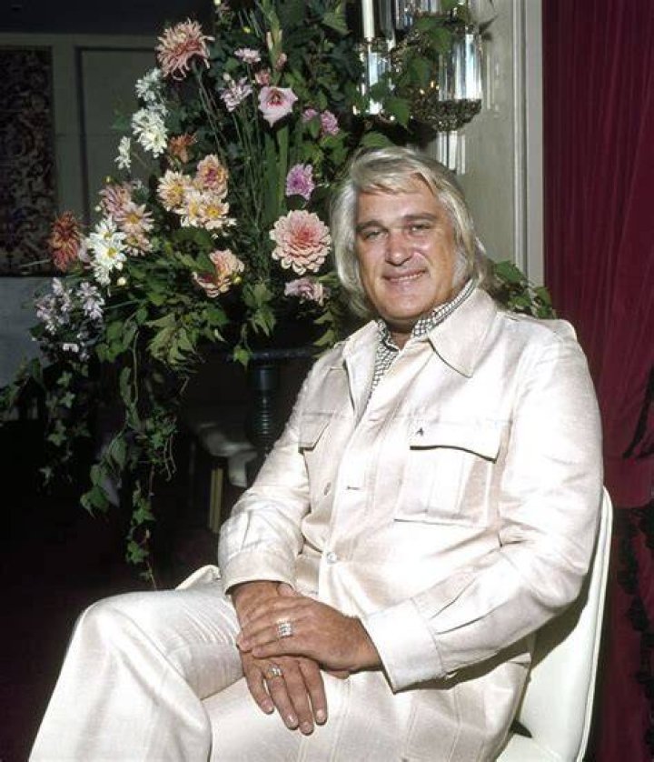 How Rich Is The Country Music Star?