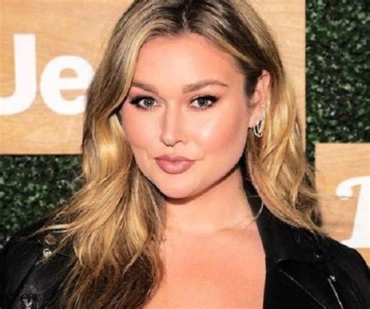 Hunter McGrady Biography, Age, Height, Husband, Net Worth, Family