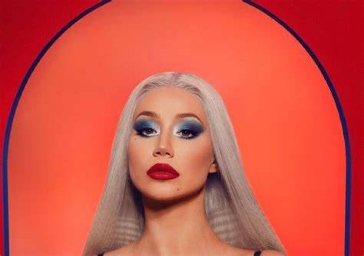 Iggy Azalea da a luz a su primer hijo con Playboi Carti. Lineup MX