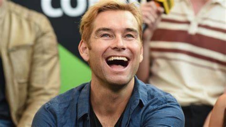 Is Antony Starr Straight? Exploring His Sexual Orientation