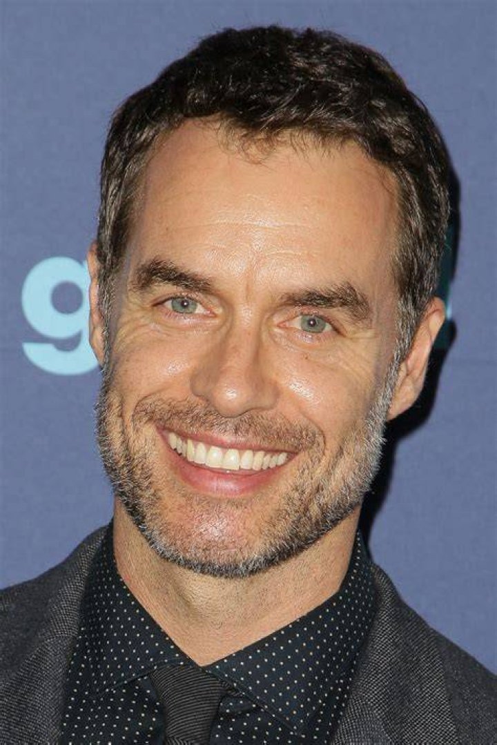 Is Murray Bartlett Gay, Bisexual, or Straight in Real Life? (& Is He