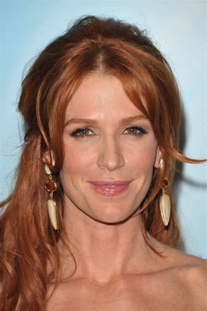 Is Poppy Montgomery Still Acting