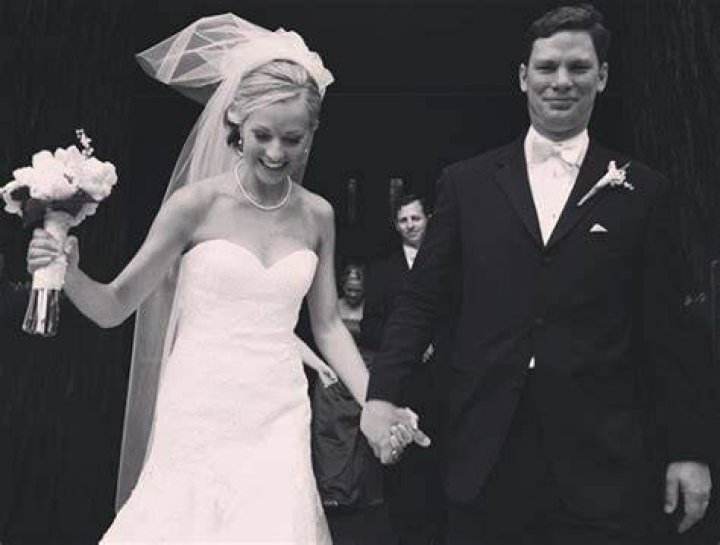 Is Sandra Smith Fox News Married