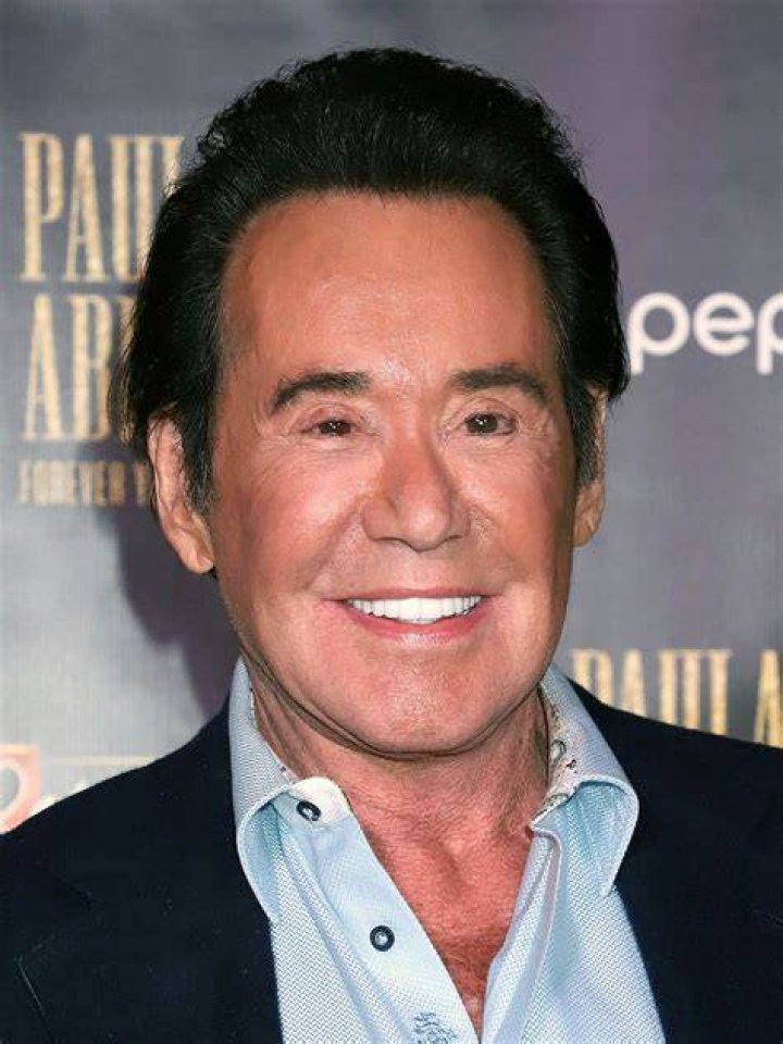 Is The Las Vegas Legend Wayne Newton Still Alive And Kicking?