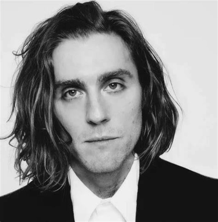 Jack Farthing Net Worth Celebrity Sizes