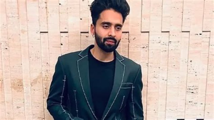 Jackky Bhagnani Age, Weight, Height, Measurements