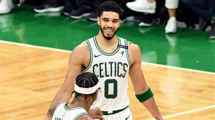 Jayson Tatum Official Height STRENDU