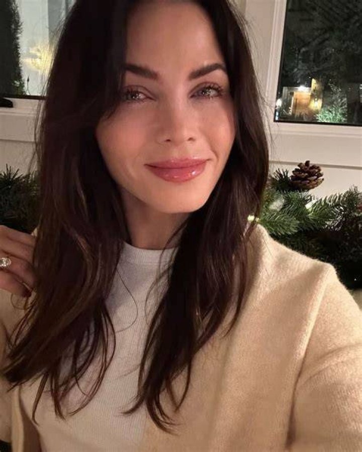 Jenna Dewan 01/09/2023 &bull; CelebMafia