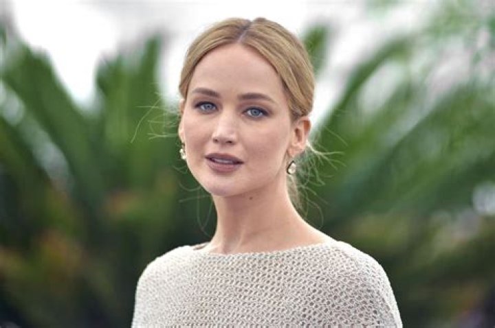 Jennifer Lawrence Age 2023 Height Bio Relationship Personal Life & Career