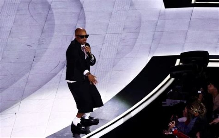 Jermaine Dupri Responds to 2024 Super Bowl Halftime Show Socks Going
