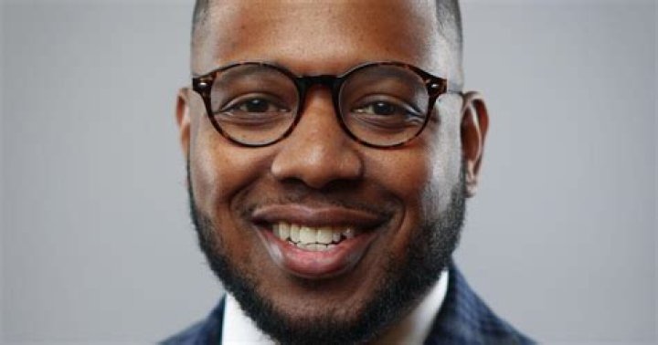 Jerome Brooks named Exec Director of Living Room Voice Gay