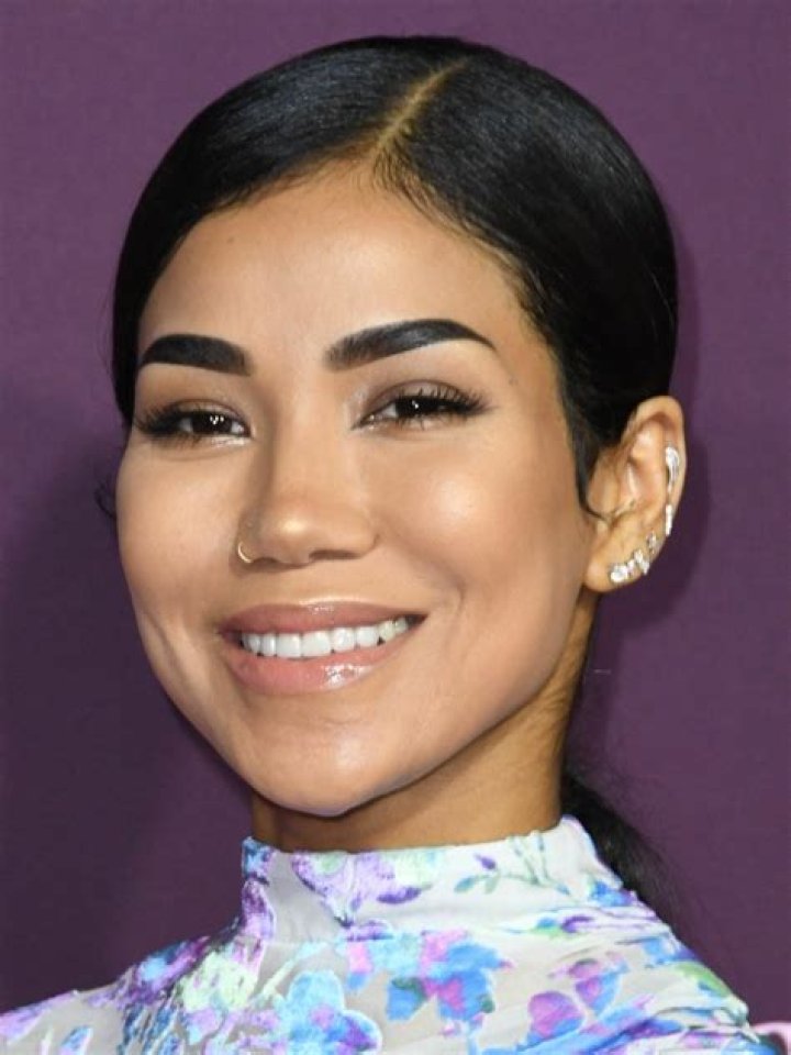 Jhen&eacute; Aiko's Dad His Ninth Baby Weeks After She Had Baby No. 2