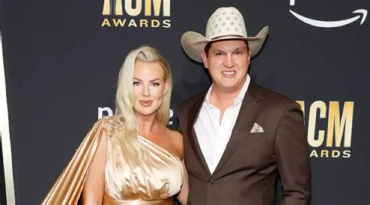 Jon Pardi Bio, Wiki, Age, Height, Parents, Wife, Children, Songs, and Net Worth
