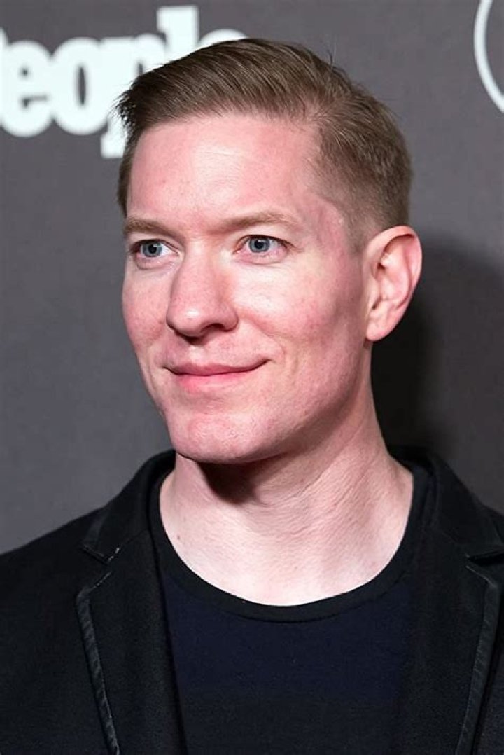 Joseph Sikora Profile Images &mdash; The Movie Database (TMDB)