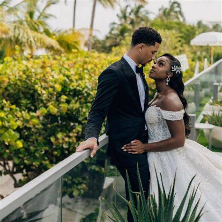 Josh Hart Bio | NBA, Wife & Net Worth [2023 Update] ·