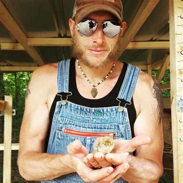 Josh Owens [Moonshiners] Bio, Wife, Net Worth, Arrested, Height, Age