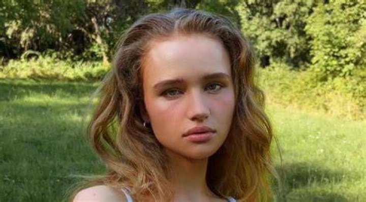 Julia Gisella Age, Net Worth, Boyfriend, Family, Height and Biography