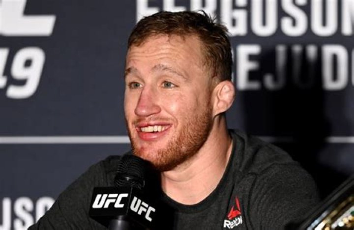 Justin Gaethje Net Worth, MMA career, Girlfriend, Coach, and