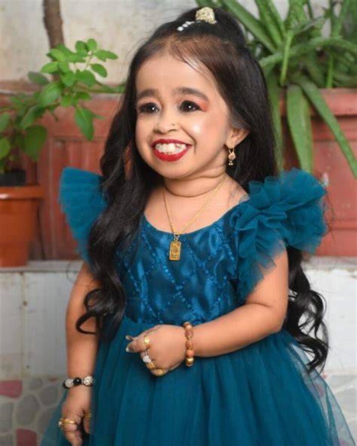 Jyoti Amge Here's the Entire Cast of Freak Show, American Horror Story's Fourth Season