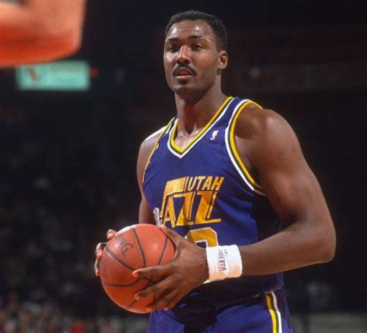 Karl Malone's Daughters Meet Daryl Ford And Cheryl Ford Gameinstants